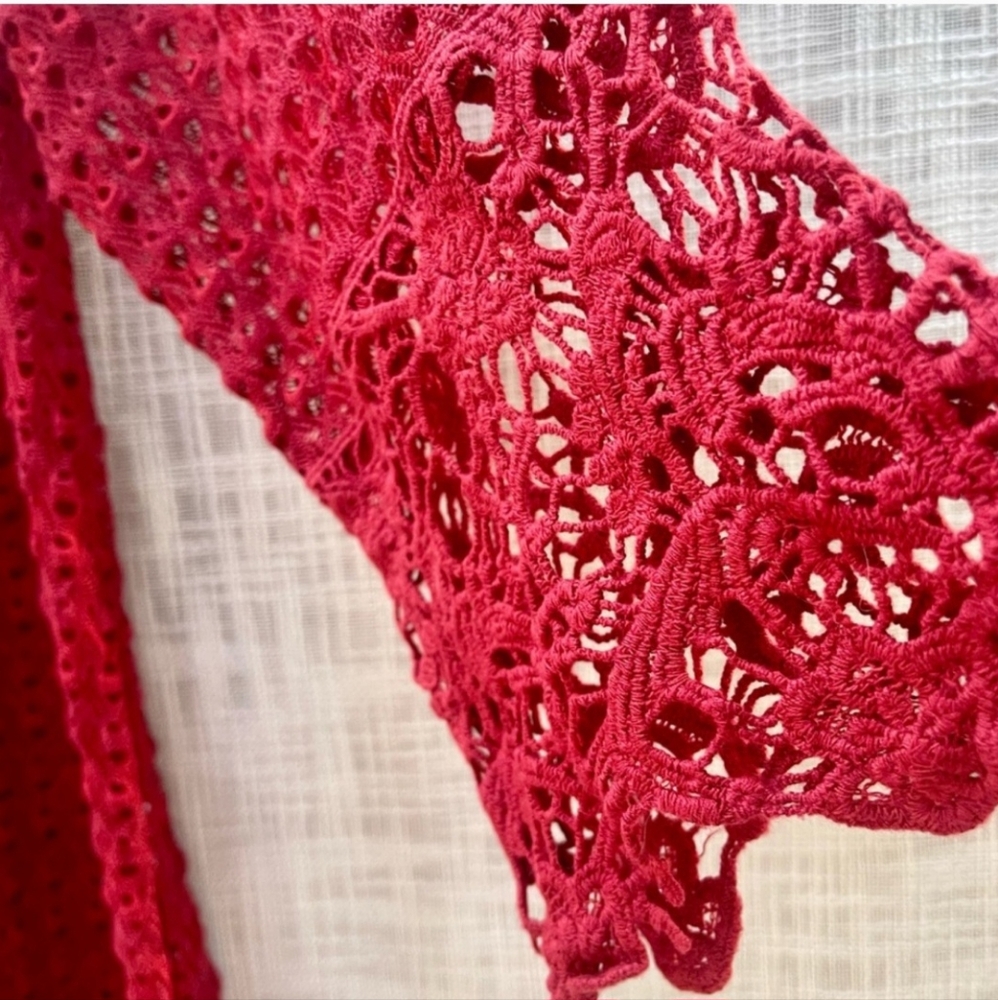 Wine colored Umgee Lace Tunic - Picture 3 of 4